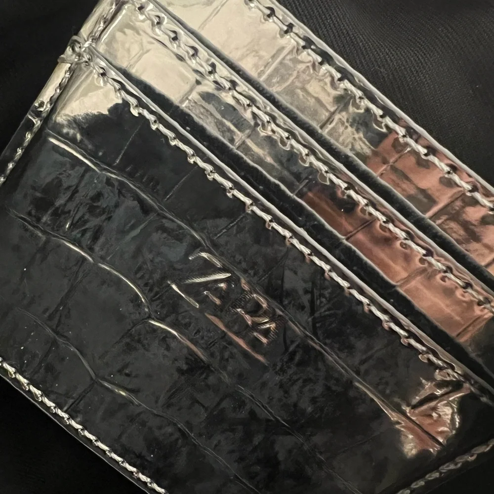 Zara Mini Metallic Bag with Detachable Straps - Picture 5 of 8